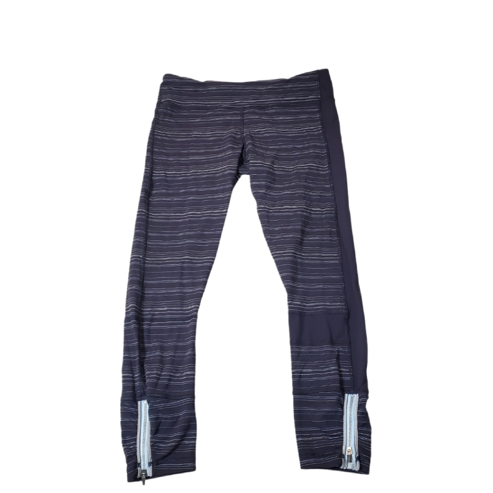 Lululemon Run‎ The World 7/8 Tight Cyber Stripe Naval Blue Black Size 10